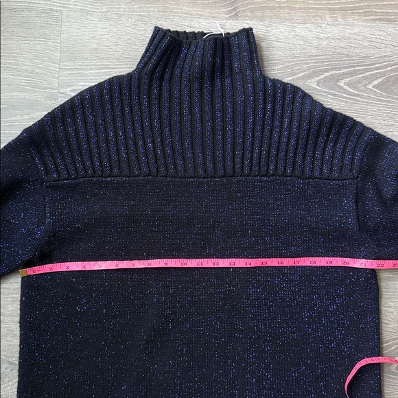 COS High-Neck Metallic wool oversized sweater - Picture 8 of 9